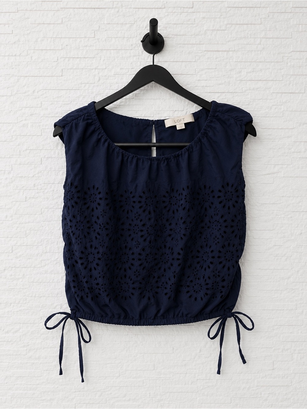 🖤 LOFT Navy Eyelet Tie-Hem Sleeveless Blouse